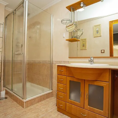 007 Comfort Weekend - Alicante Holiday Apartment *