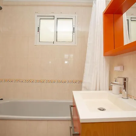 007 Comfort Weekend - Alicante Holiday Apartment